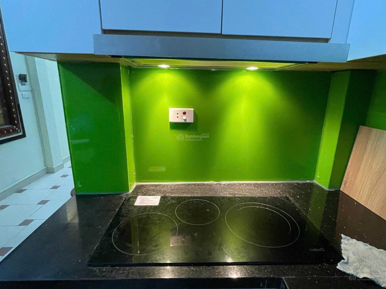 Cho thuê nhà Phố Nguyễn Khang, 55m2 x 4 tầng, 5PN, 18 Triệu ở nhóm 10 người, VP cty - Ảnh 3